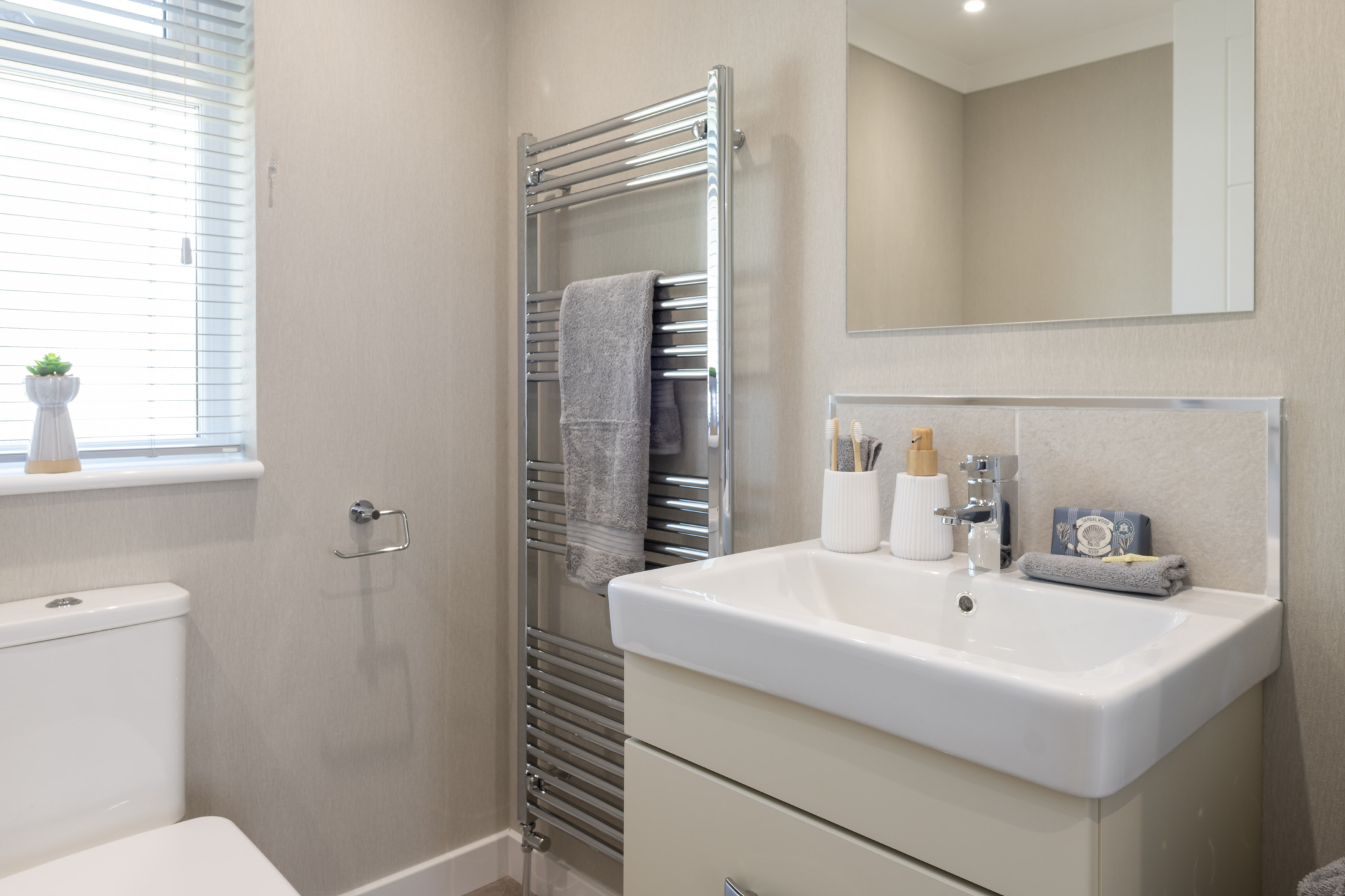 Omar-Image-Bathroom1-scaled