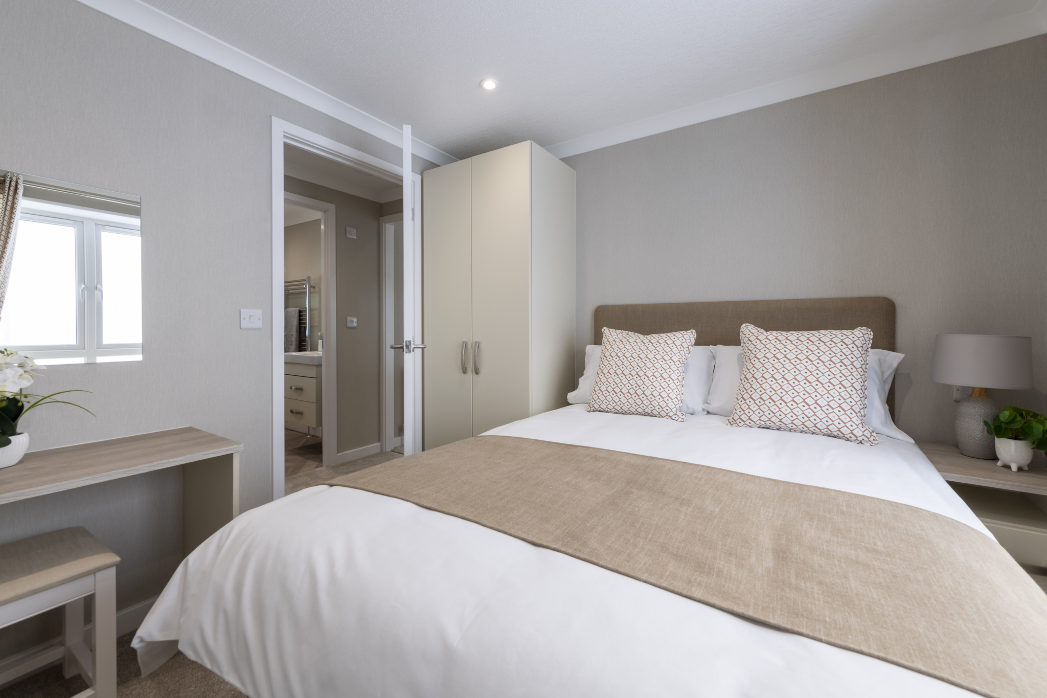 Omar-Image-Bedroom-Two-scaled