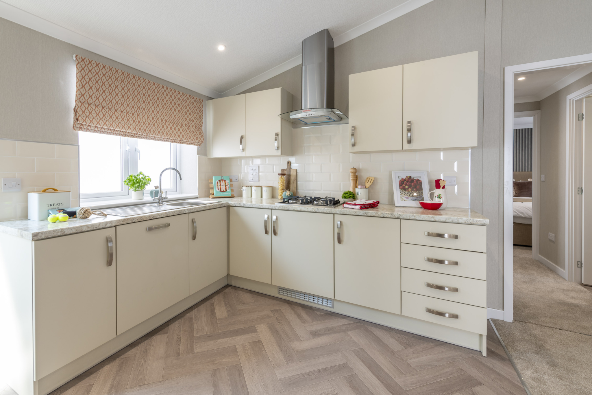 Omar-Image-Kitchen-scaled