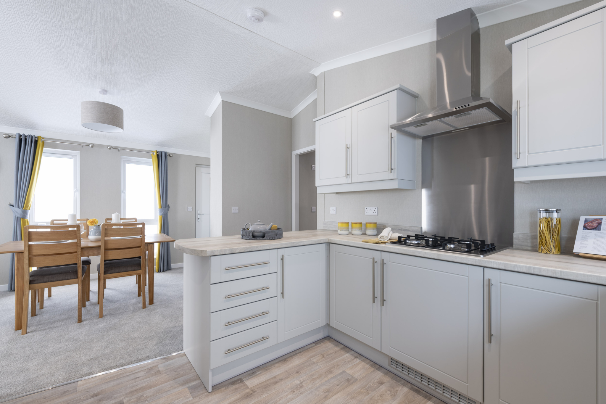 Omar-Newmarket-Kitchen-Diner1-scaled